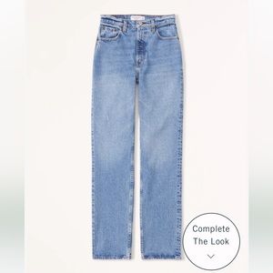 Abercrombie and Fitch Ultra High Rise 90’s Straight Jeans Curve Love